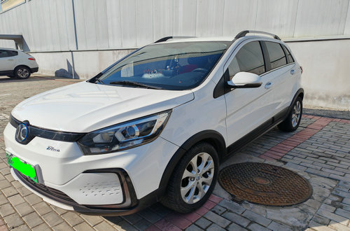 北汽EC5